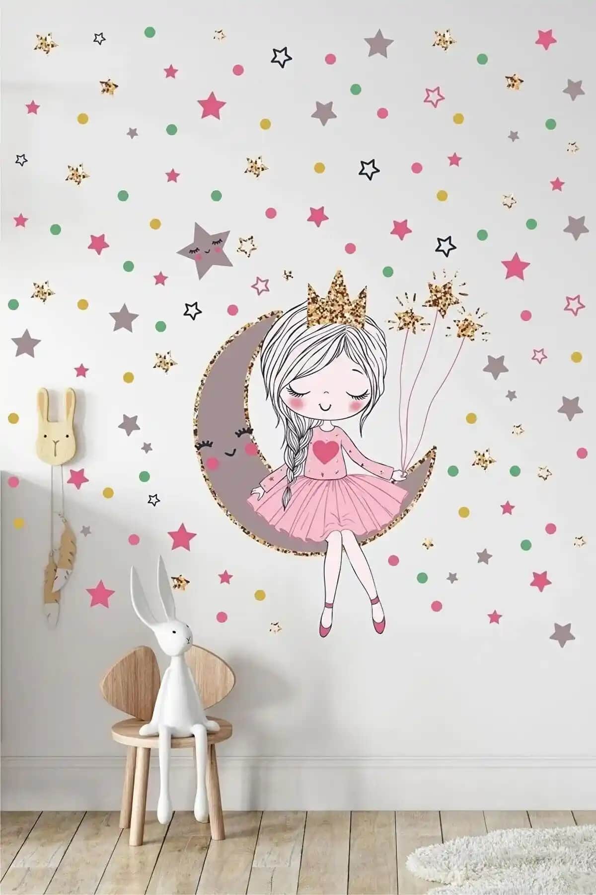 Çocuk Odası Dekorasyonunda Kullanılan Sticker Setleri ve Priz Dekorasyon Ürünleri Karşılaştırması