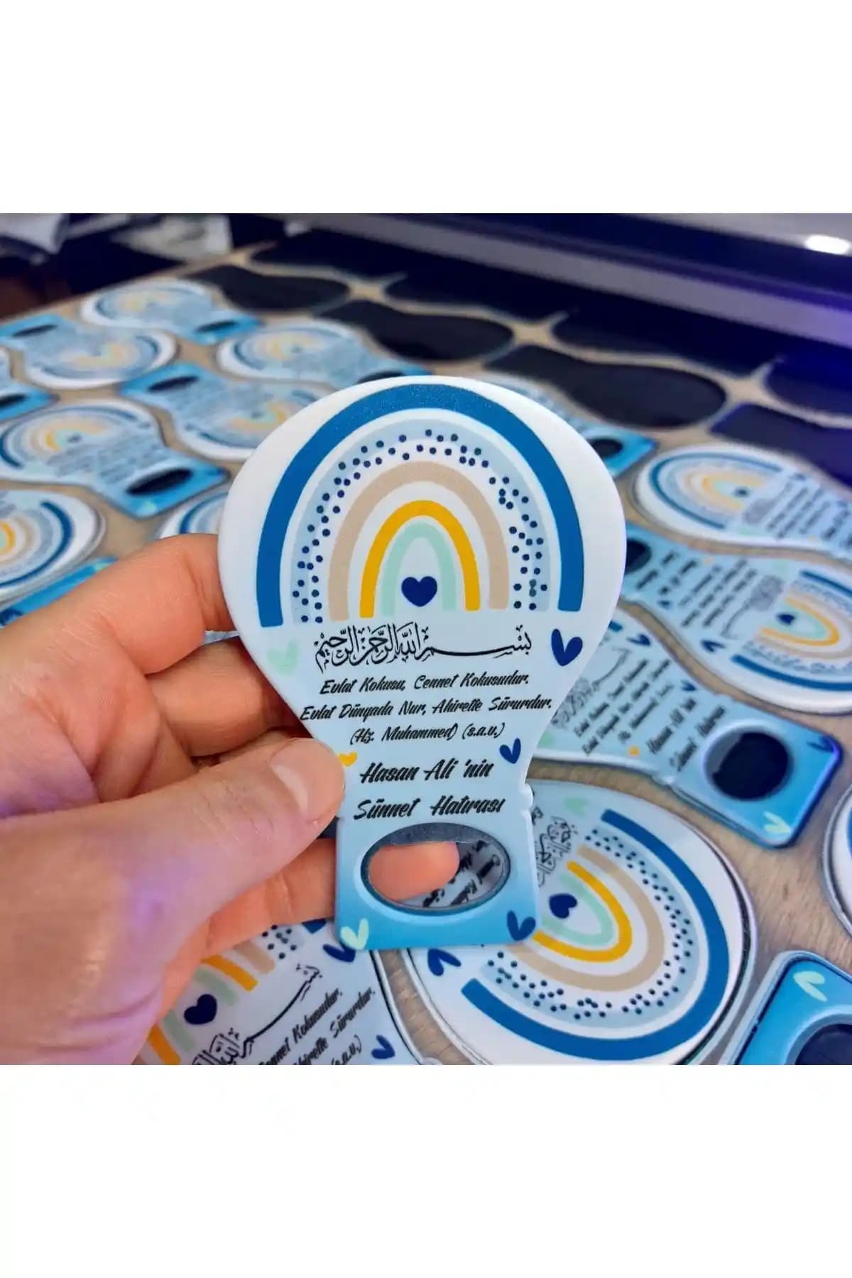 Emos Mgnt Dünyası Balon Magnet Açacak: Çok Yönlü ve Kaliteli Promosyon ve Hediye Seçeneği