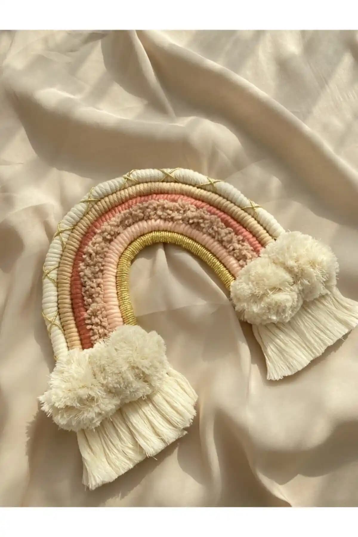 Makromedebulusalm Makrome Gökkuşağı: Doğal Temalı Dekoratif Süs ve Ev Dekorasyonu Parçası