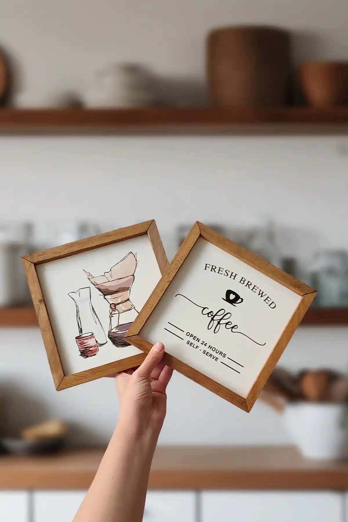 Modern Ahşap Ceviz Renkli Kahve Köşesi Çerçeve Seti Ev Dekorasyonu İçin Uygun