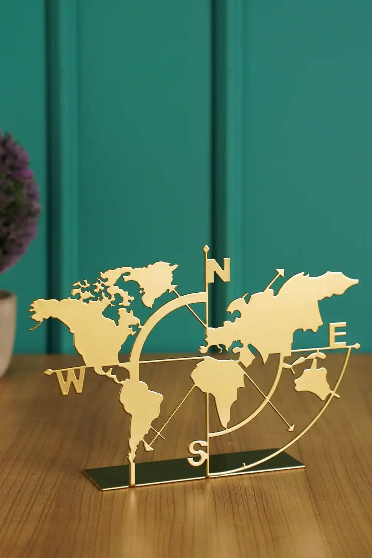 Muyika Tasarım Altın Renk Metal Masa Üstü Dünya Haritası Dekoratif Parça