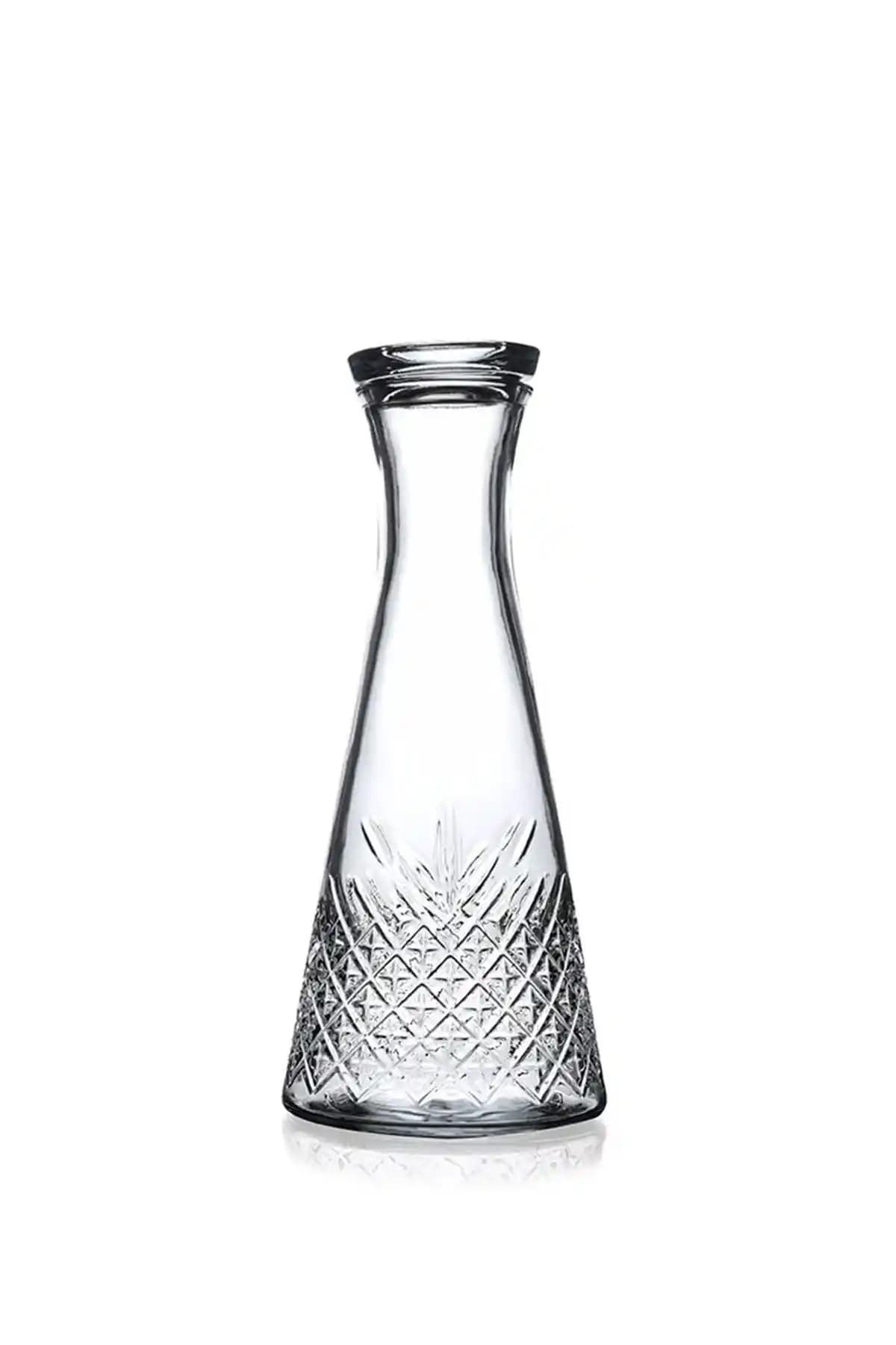 Paşabahçe Timeless Kapaklı Karaf: Estetik ve Fonksiyonel Cam İçecek Servisi Ürünü