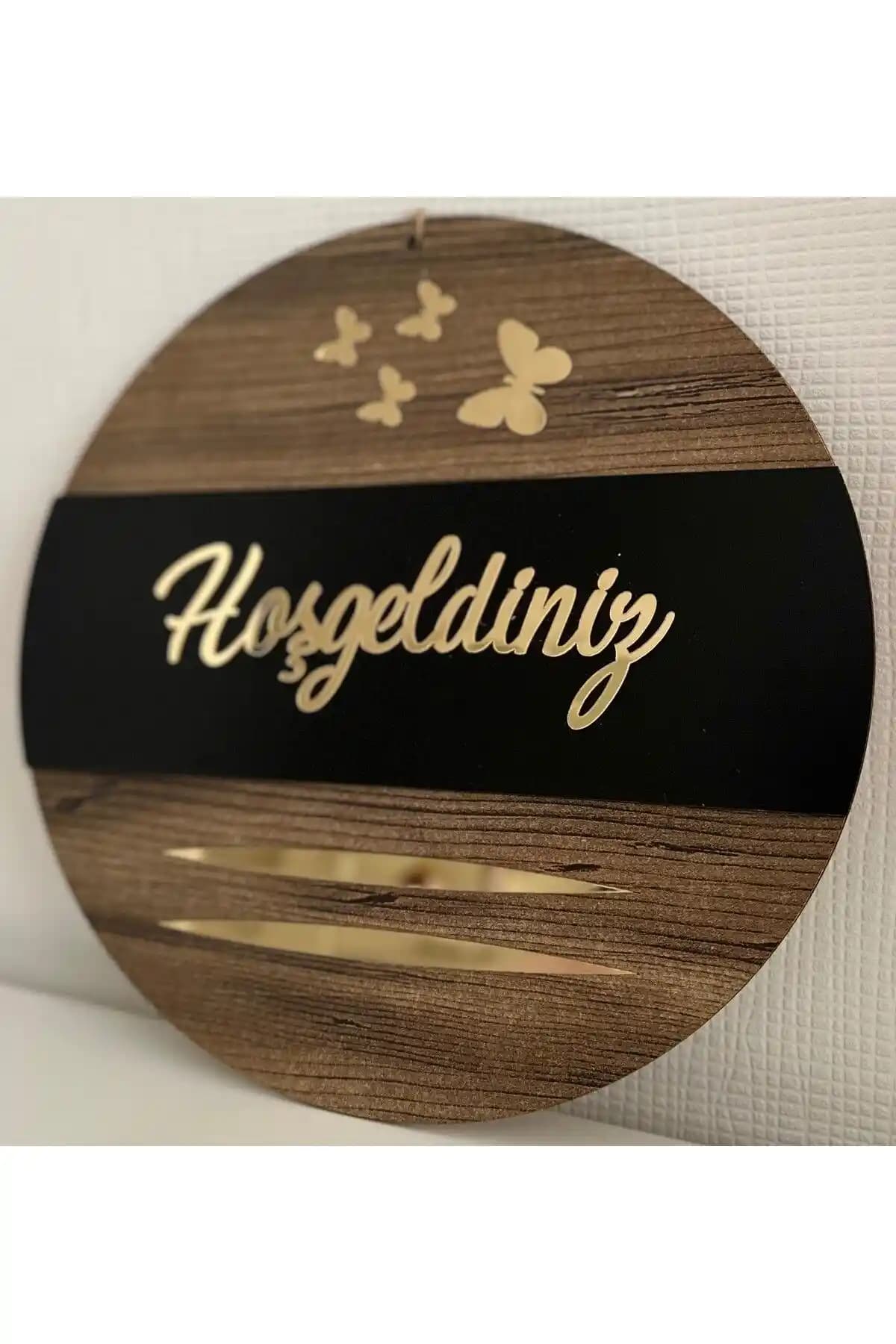 Pey Aksesuar Kelebek Detaylı Aynalı Pleksi Ahşap Kapı Süsü Şıklık ve Sıcaklık Yaratır