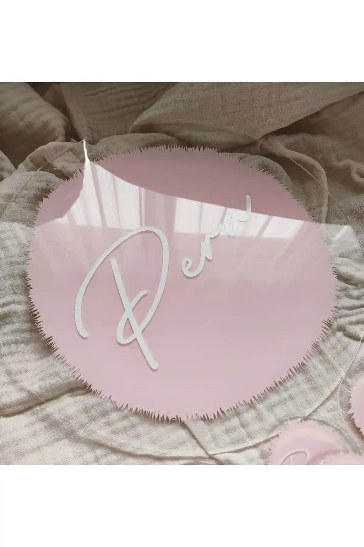 Tinytasarım Bebek Kapı Süsü: Renkli ve Eğlenceli Dekoratif Çocuk Odası Aksesuarı