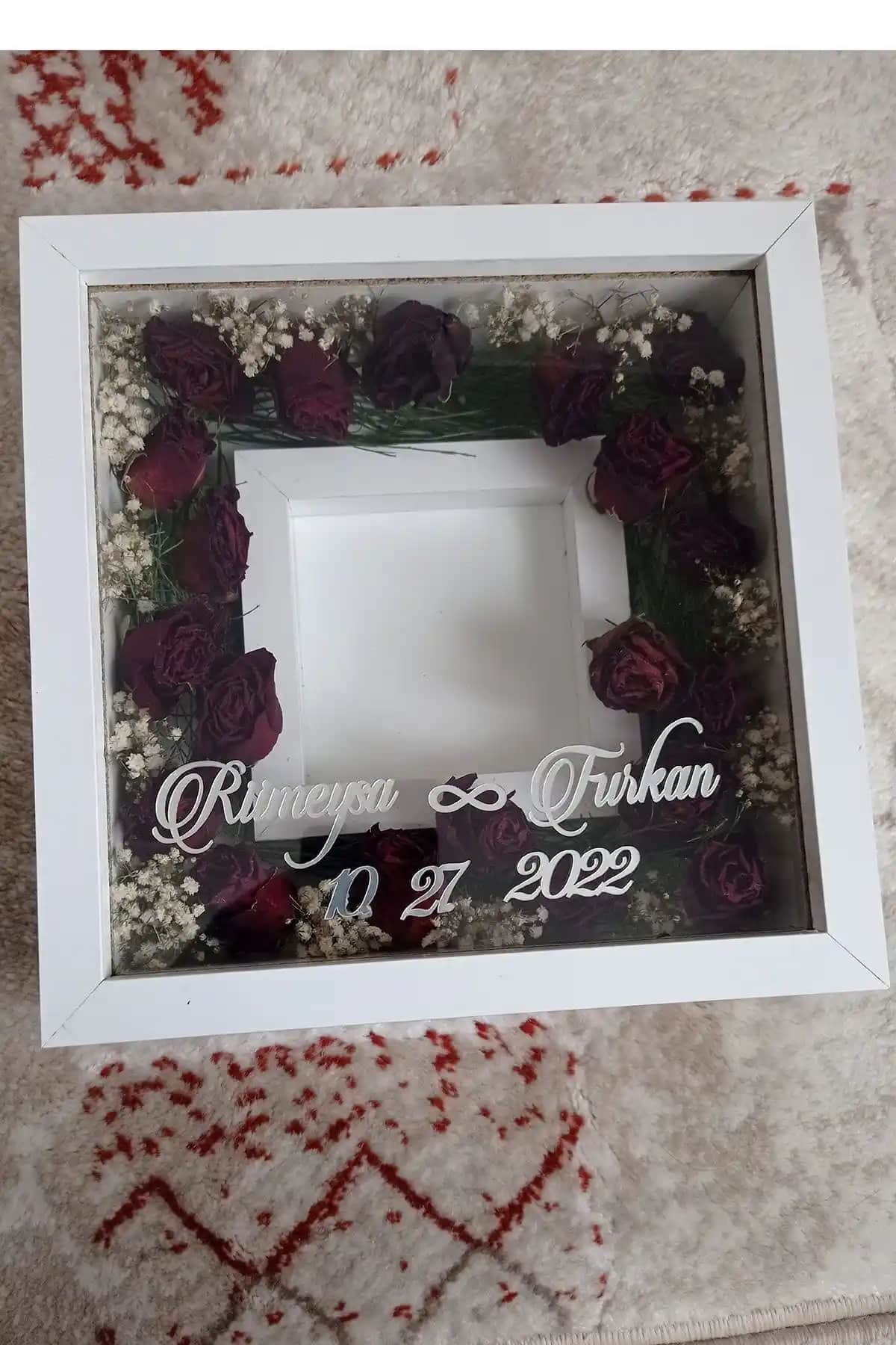 Verda Çerçeve 25x25 Cm - Dayanıklı Ahşap Fotoğraf Çerçevesi ve Kişiselleştirme Seçenekleri