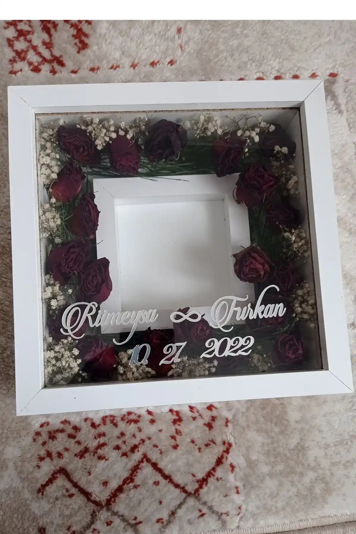 Verda Çerçeve 25x25 Cm - Dayanıklı Ahşap Fotoğraf Çerçevesi ve Kişiselleştirme Seçenekleri