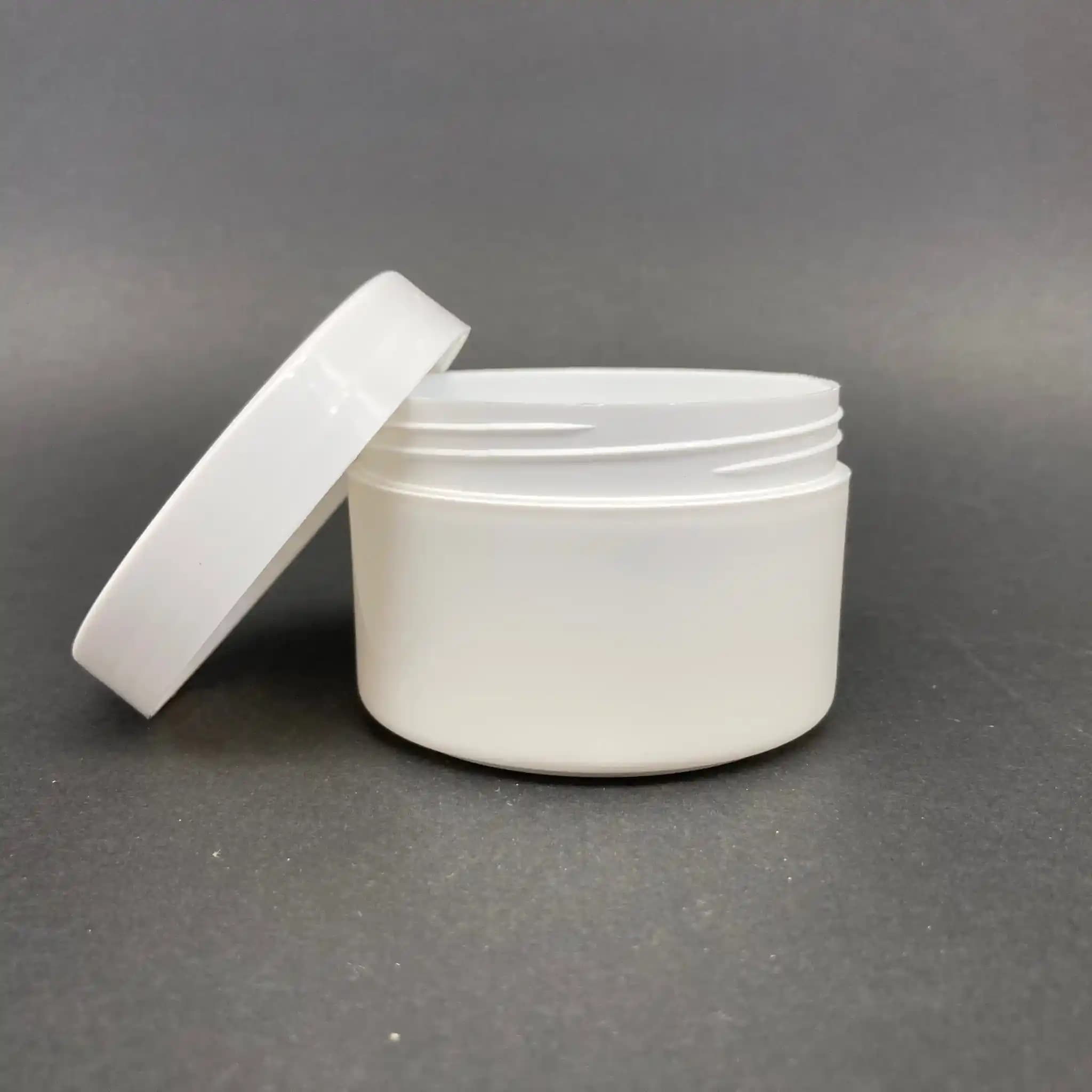 100 ml kavanozların dekorasyon ve organizasyonda çok yönlü kullanımı hakkında detaylı bilgi