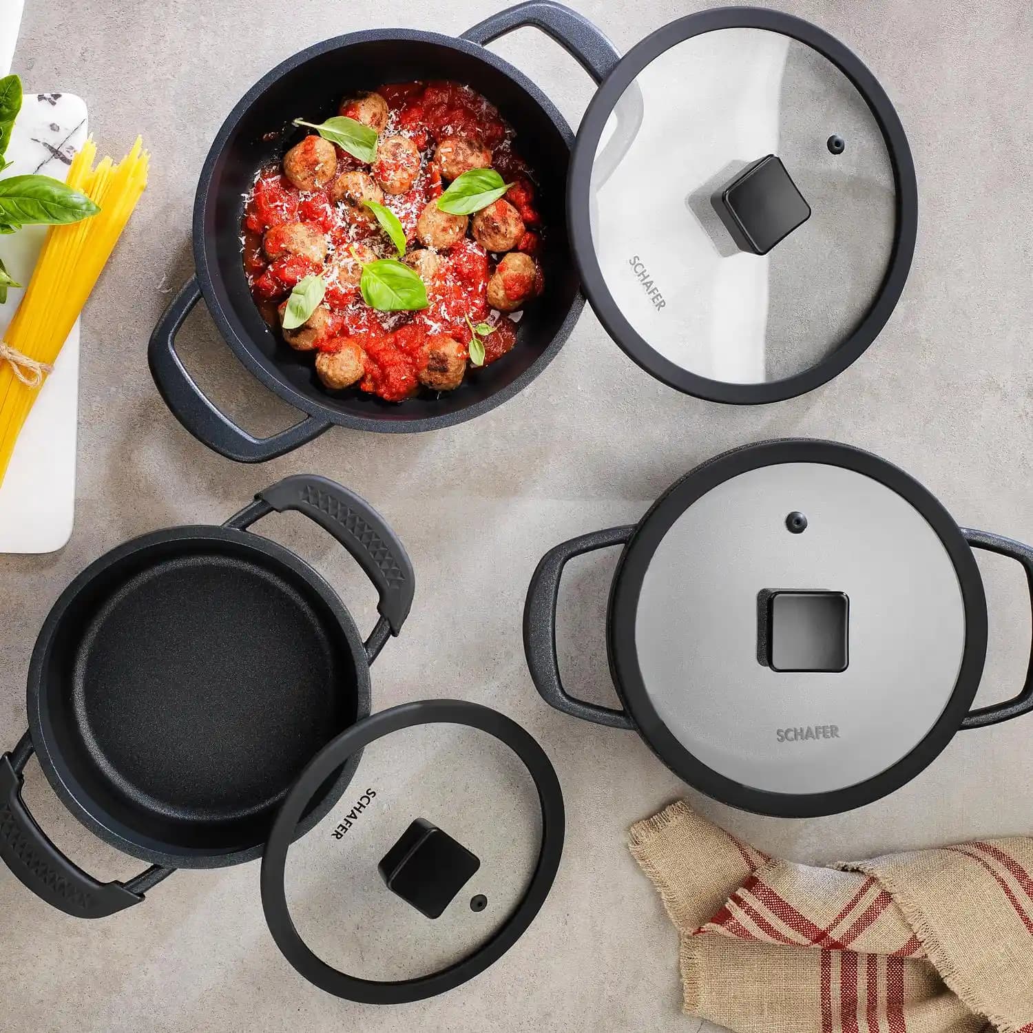 3'lü Tencere Setleri: Modern Mutfağınız İçin Fonksiyonel ve Şık Seçenekler