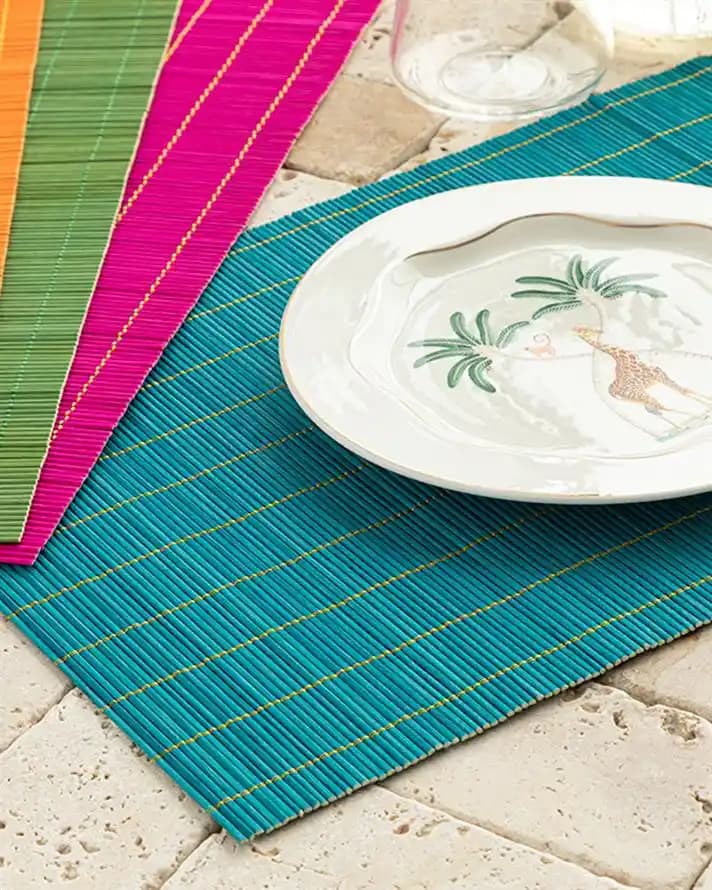 4’lü Amerikan servisleri ile sofralarınızı modern ve şık hale getirin