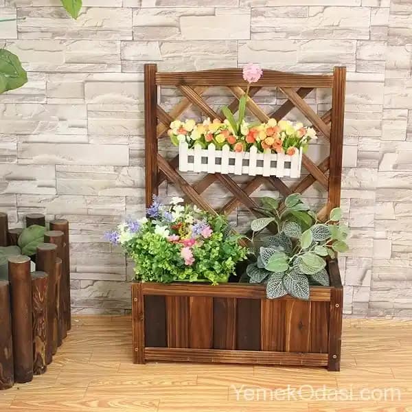 Ahşap Çiçeklikler: Doğal ve Estetik Dekorasyon Unsuru Seçenekleri ve Kullanım İpuçları