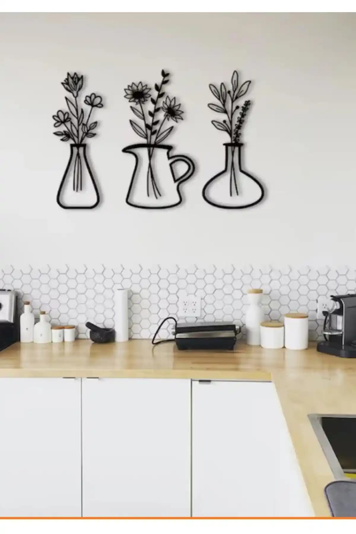 Ahşap Mutfak Duvar Süsleri ile Sıcak ve Doğal Bir Atmosfer Yaratmanın Yolları