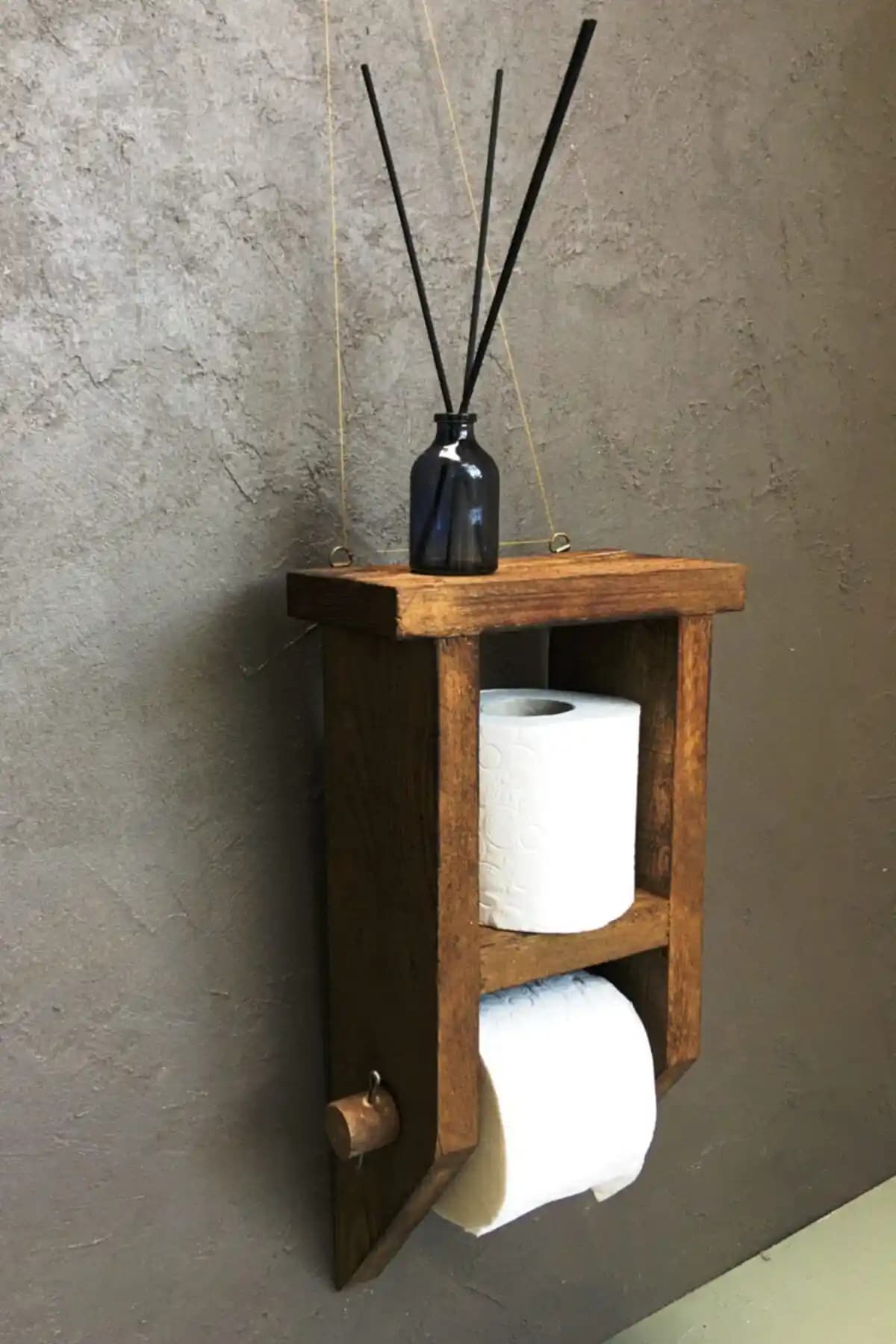 Ahşap Tuvalet Kağıtlığı Seçenekleri ve Banyo Dekorasyonunda Doğal Şıklık