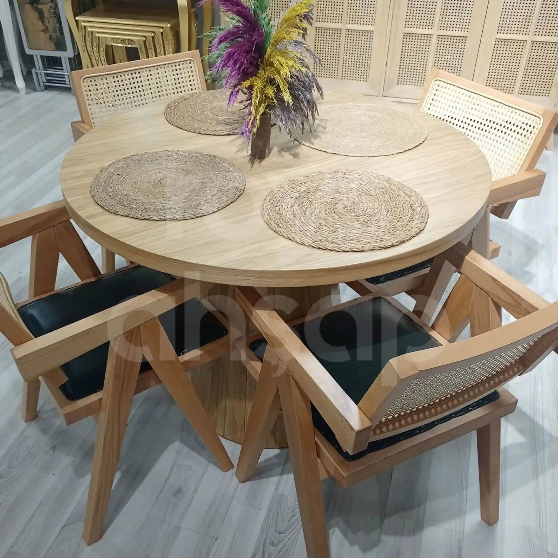 Ahşap Yemek Takımlarıyla Sıcak ve Şık Ev Dekorasyonu İçin En İyi Seçenekler