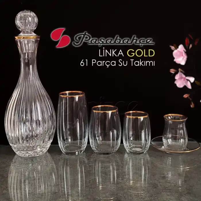 Altın Su Takımı Dekorasyonda Zarafet ve Lüksü Yansıtan Modern ve Klasik Seçenekler