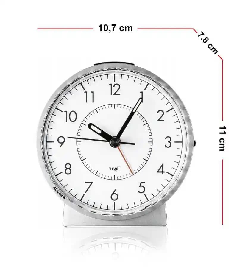 Analog Masa Saatleri Dekorasyonda Zarafet ve İşlevselliğin Buluşması