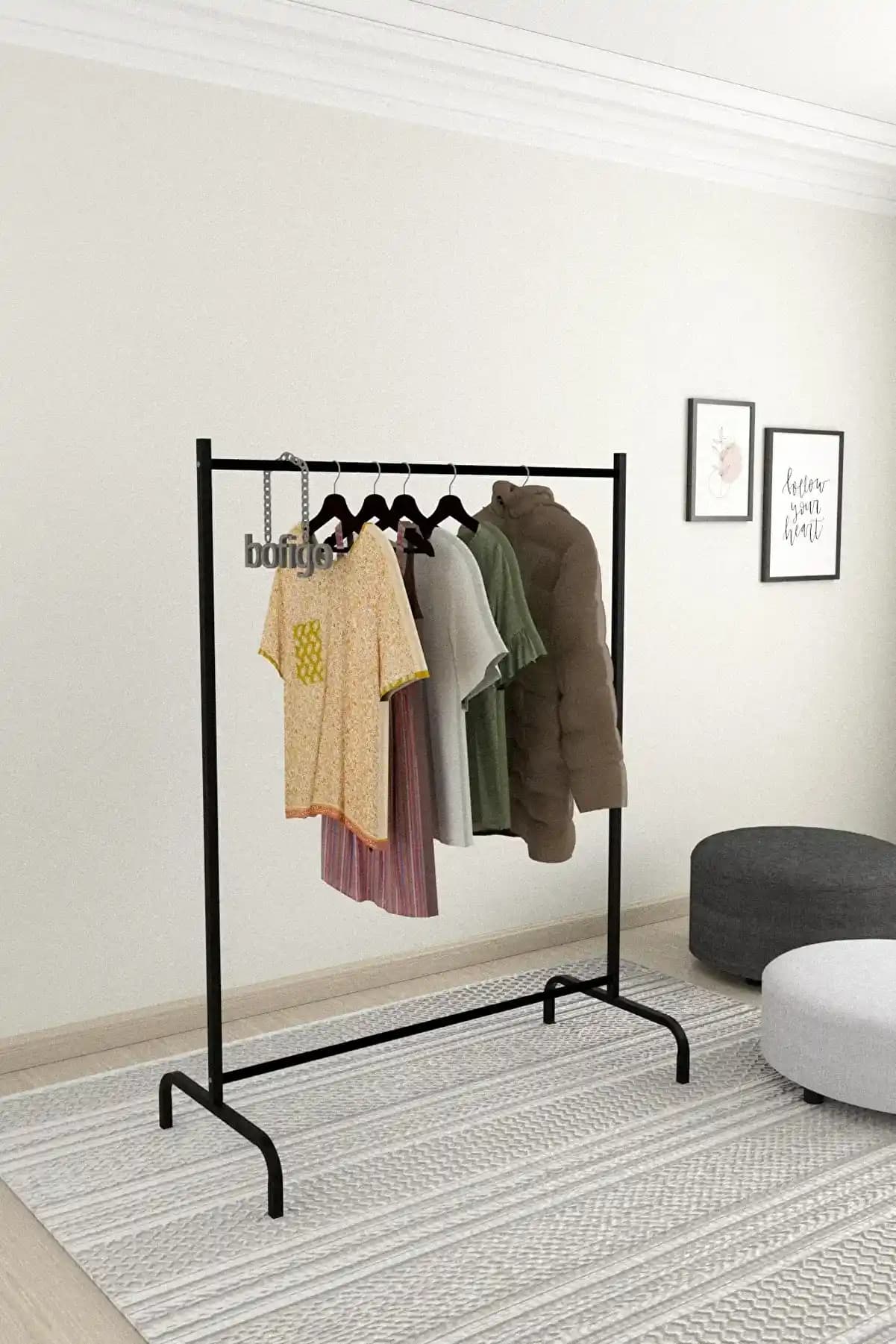 Ayaklı Elbise Askısı: Fonksiyonel ve Estetik Çözüm ile Dekorasyonunuzu Geliştirin