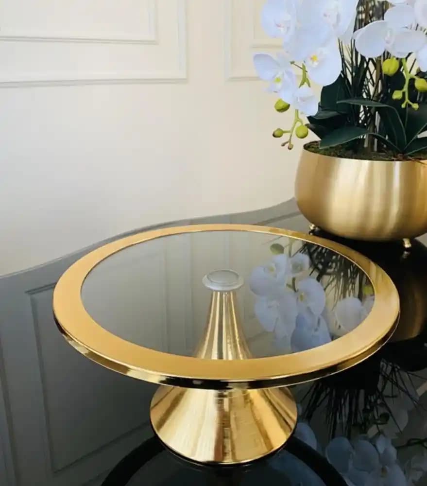 Ayaklı Pasta Sunumluklarıyla Dekorasyon ve Mobilya Uyumunu Sağlayan Şık Çözümler