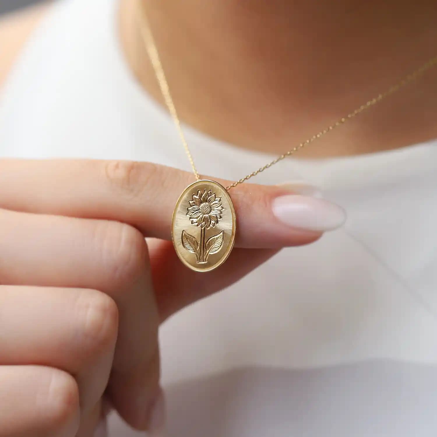 Ayçiçeği Motifleriyle Dekorasyon ve Mobilya Tasarımında Yenilikçi Yaklaşımlar