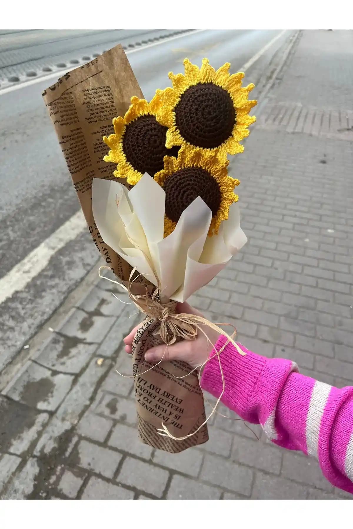 Ayçiçeği Temalı Hediye ve Dekorasyon Ürünleriyle Sıcak Atmosferler Yaratın