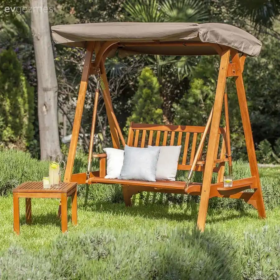 Bahçe Salıncağı Seçimi ve Dekorasyon İpuçlarıyla Doğanın Tadını Çıkarın