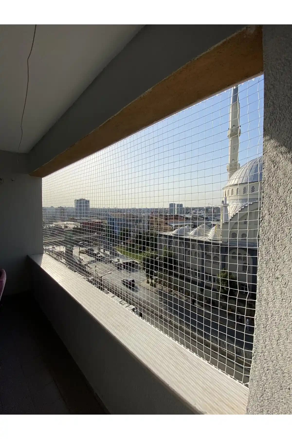 Balkon Filesi Seçimi ve Dekorasyon İpuçlarıyla Güvenli ve Estetik Balkonlar