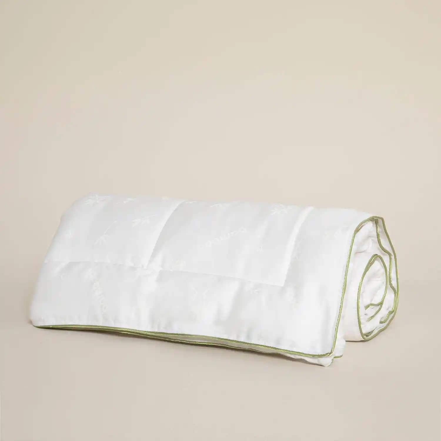 Bambu Bebek Yorganı: Doğal ve Estetik Uyku Deneyimi Sunan Sürdürülebilir Seçenek