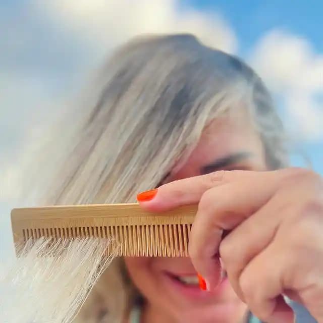 Bambu Tarak: Doğallık ve Şıklığın Birleşimiyle Saç Bakımında Yeni Trend