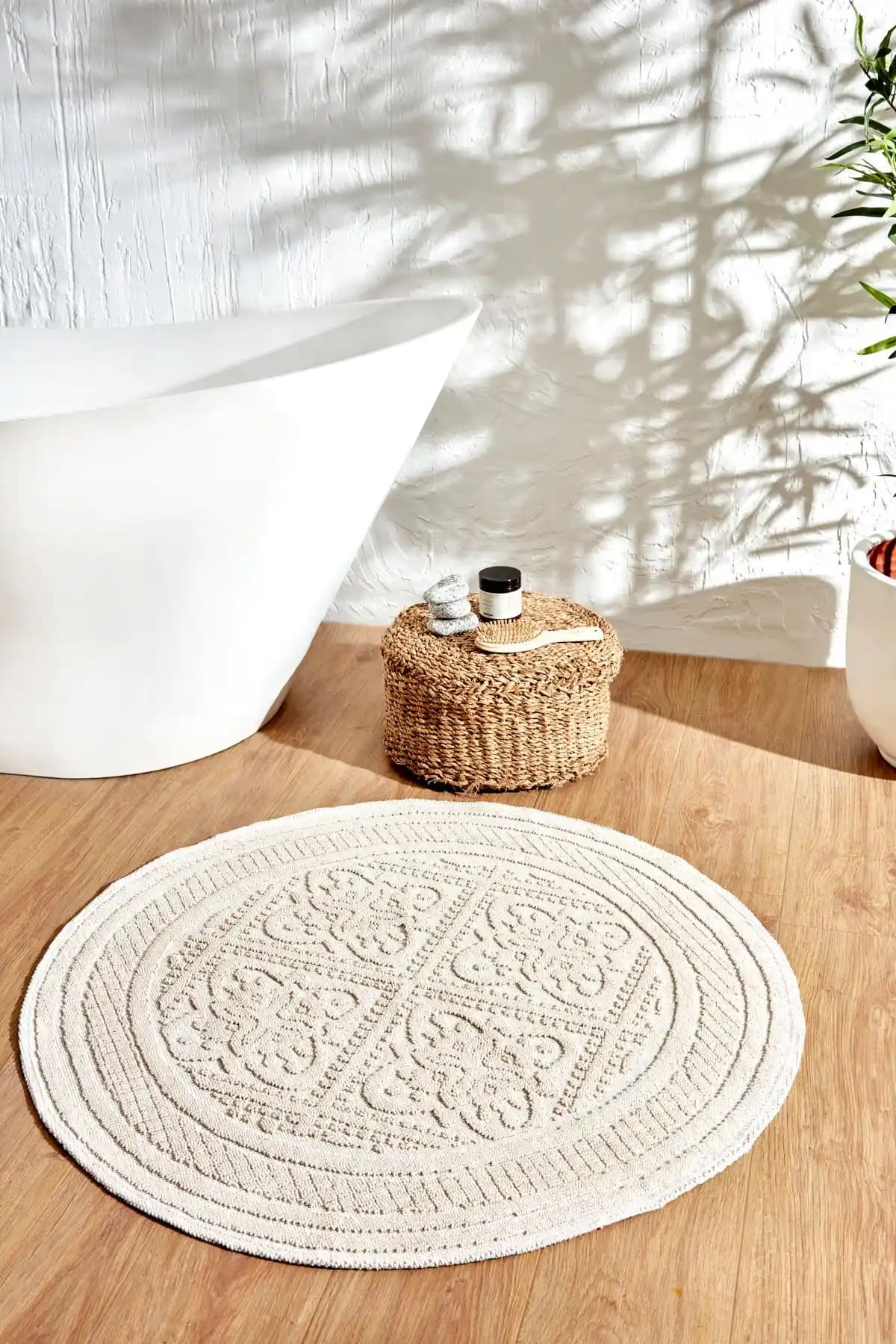 Banyo Dekorasyonunda Şıklık ve Konfor İçin Yuvarlak Paspas Seçenekleri