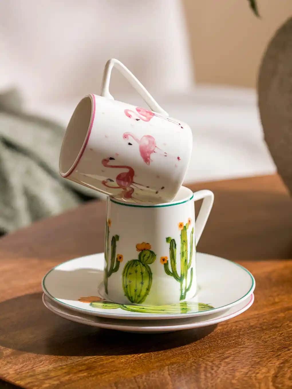 Baskılı Fincan Takımlarıyla Ev Dekorasyonunda Şıklık ve Fonksiyonellik Artırma