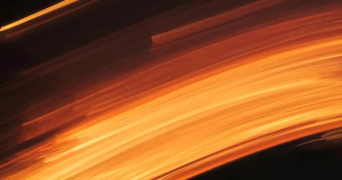 Beyaz Kayık Tabakların Dekorasyonda Kullanımı ve Şık Sofra Tasarımları