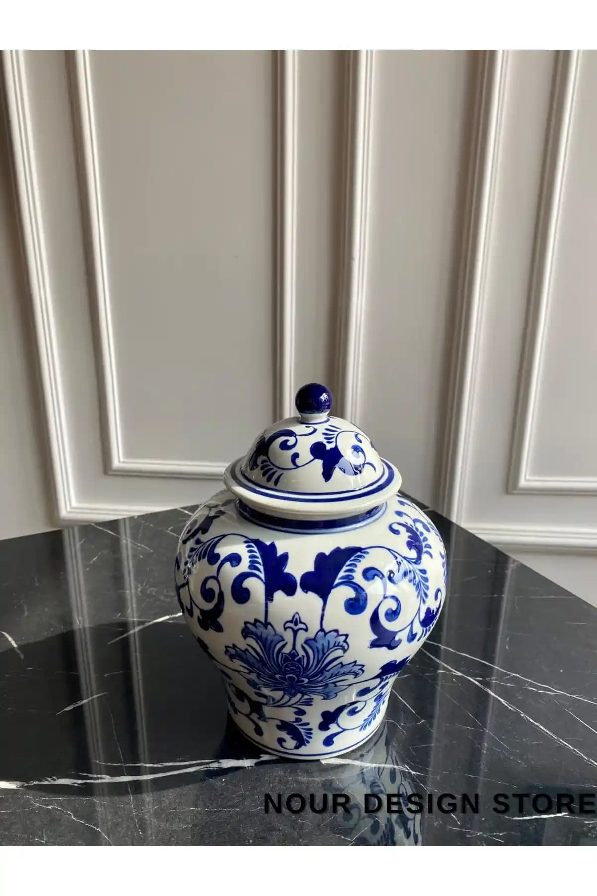 Blue Blanc Küp: Modern ve Şık Dekorasyon Unsurları ile Mekanlara Zarif Dokunuşlar