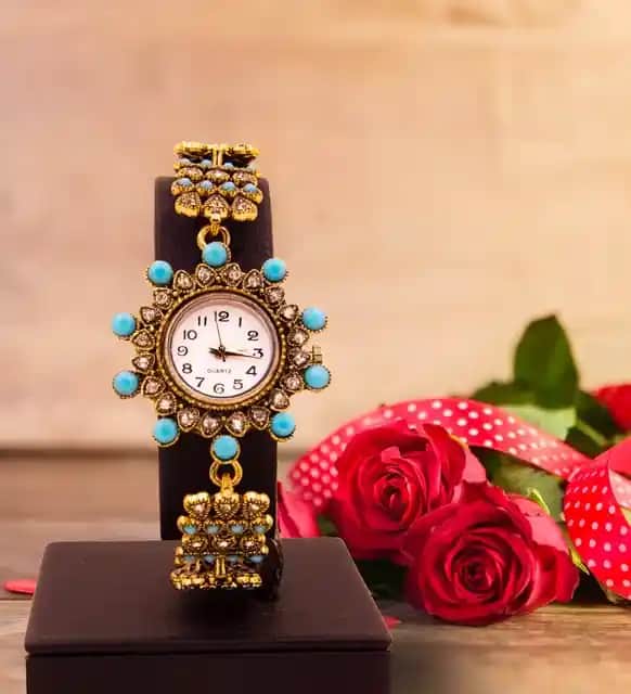 Bohem Saatler: Renkli ve Etnik Dokunuşlarla Dekorasyonunuza Şıklık Katın