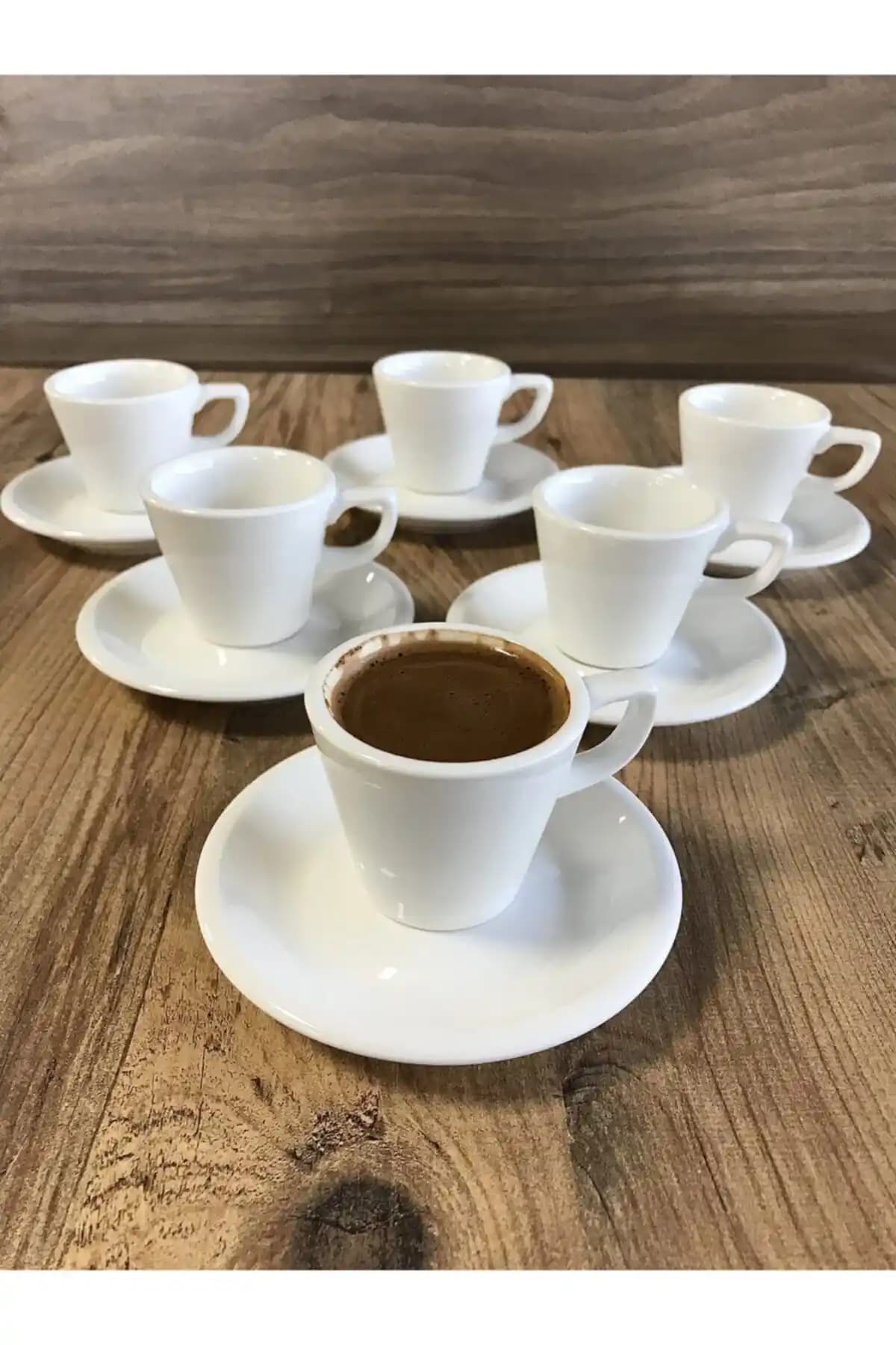 Bonna Porselen Fincanlarıyla Dekorasyon ve Mobilya Tasarımında Zarafetin Yeni Yüzü