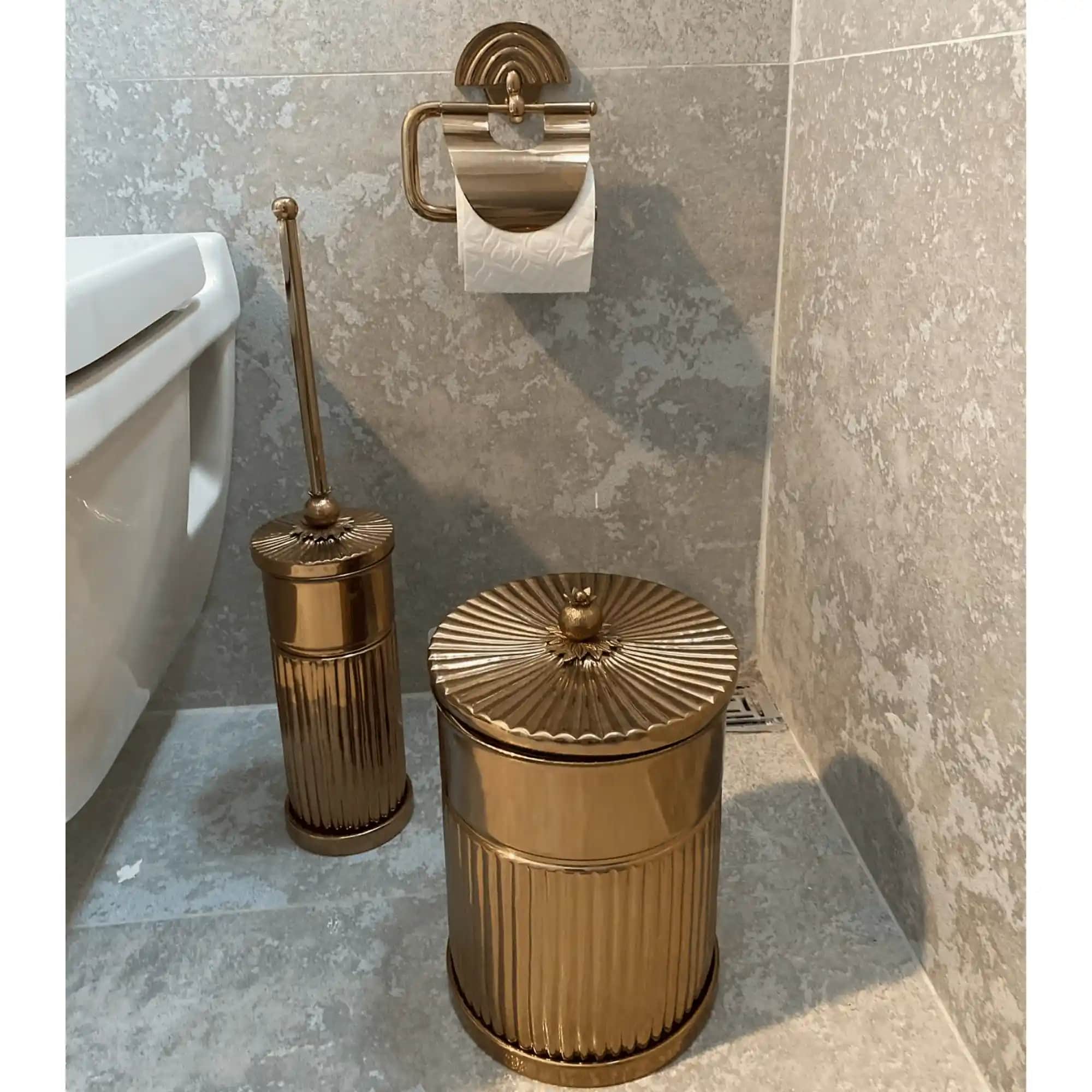 Bronz Banyo Aksesuarlarıyla Estetik ve Dayanıklı Dekorasyon Çözümleri