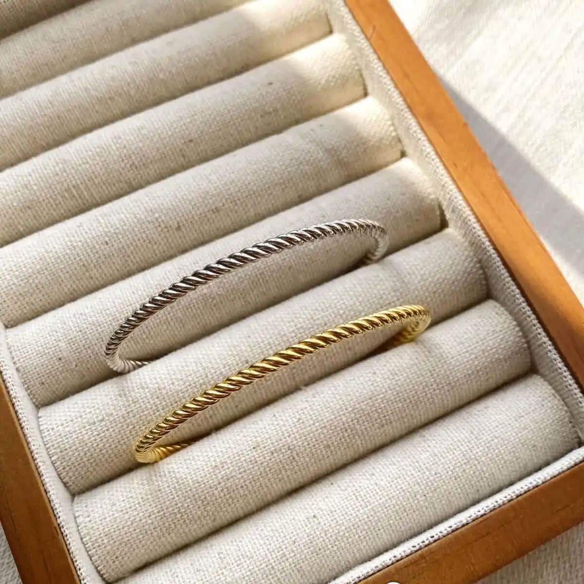 Burgulu Demir Dekorasyonunda Zarafet ve Gücün Buluşması