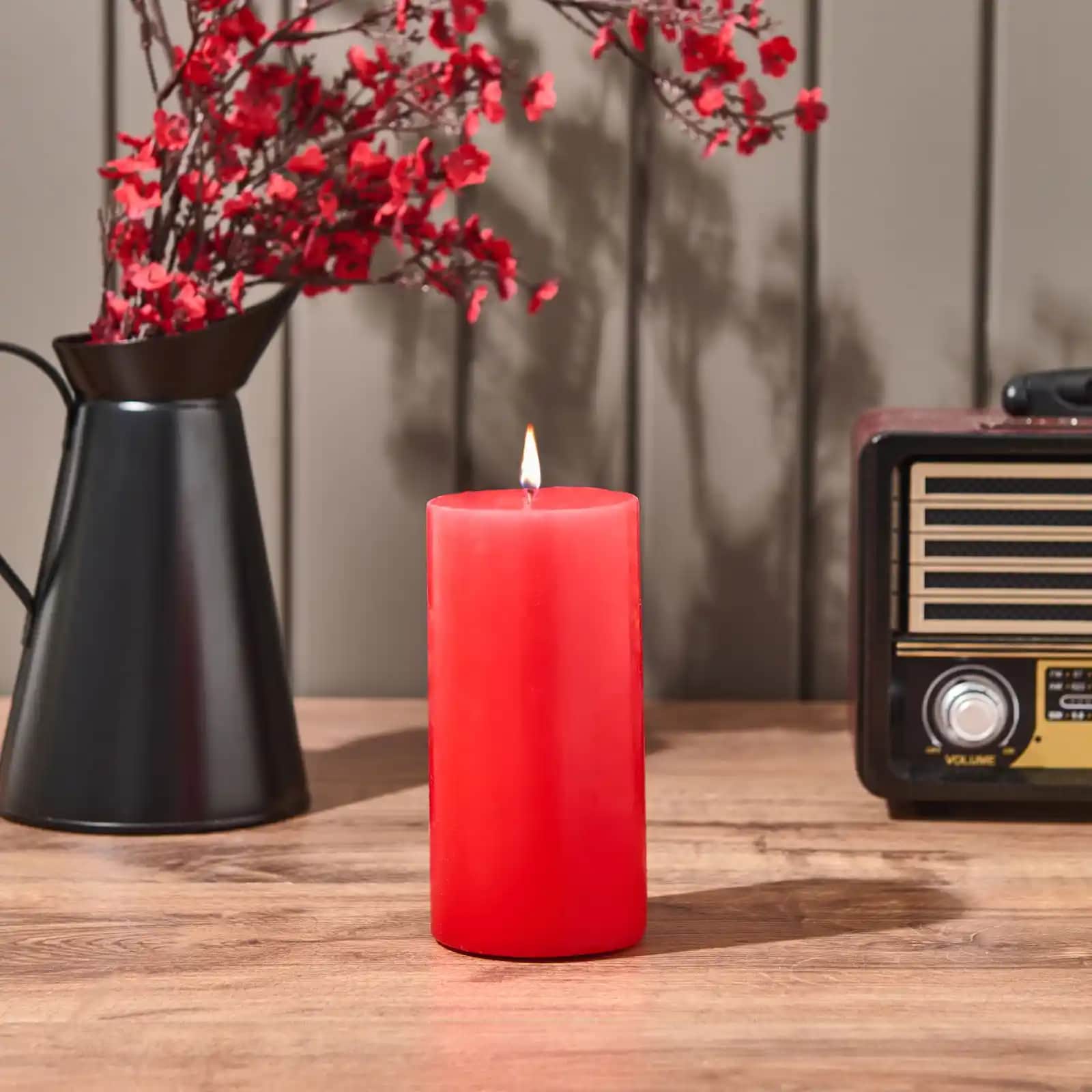 Büyük Baton Mumlar ile Dekorasyonda Şıklık ve Uzun Ömür Sağlama Rehberi