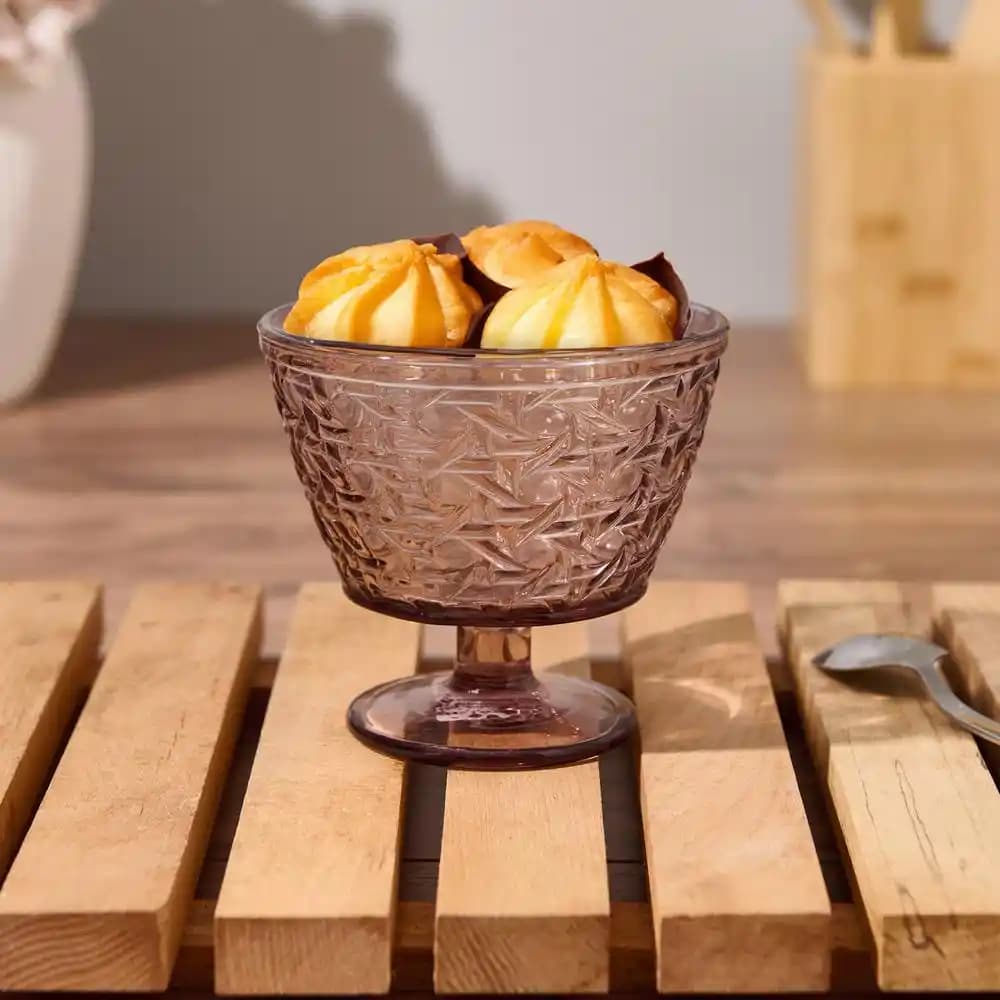 Cam Ayaklı Kase Modelleri ve Dekoratif Kullanım Alanları Hakkında Detaylı Bilgi