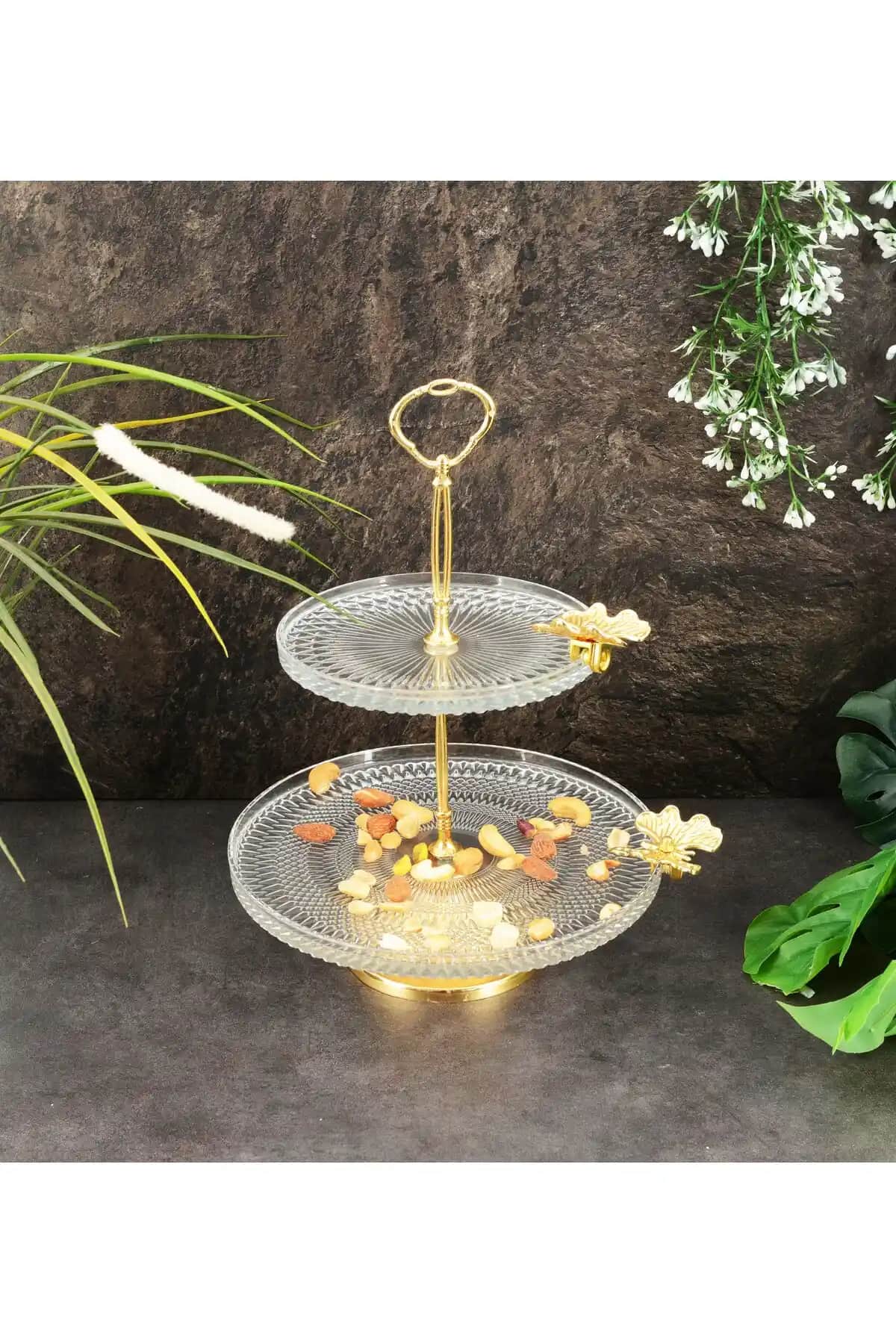 Cam İki Katlı Kurabiyelikler: Modern Dekorasyonda Estetik ve İşlevsellik Bir Arada