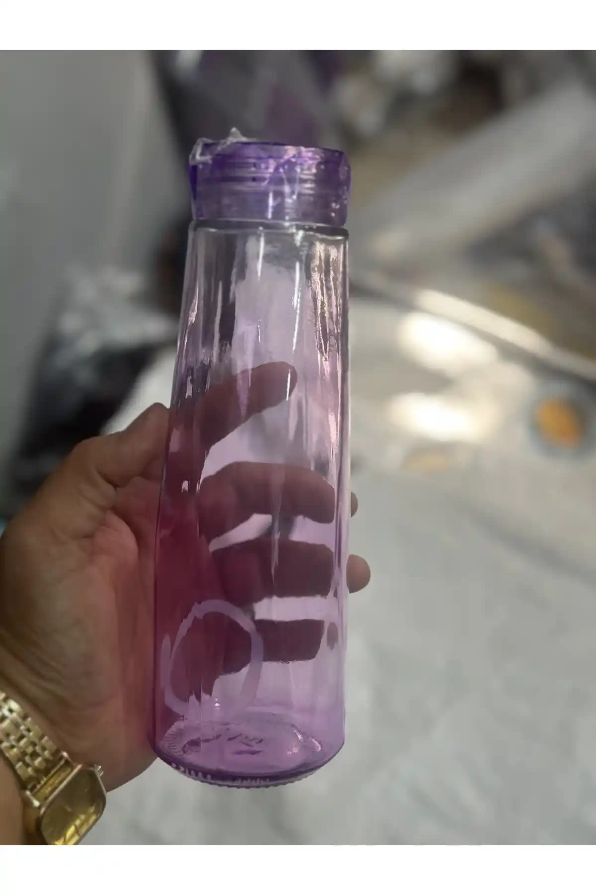 Cam Su Şişeleri ile Dekorasyonda Estetik ve Sürdürülebilirlik Buluşması