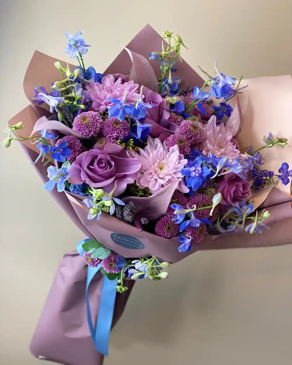 Çiçeklerle Dekorasyon: Doğanın Güzel Dokunuşlarıyla Evinizi Canlandırma Yöntemleri