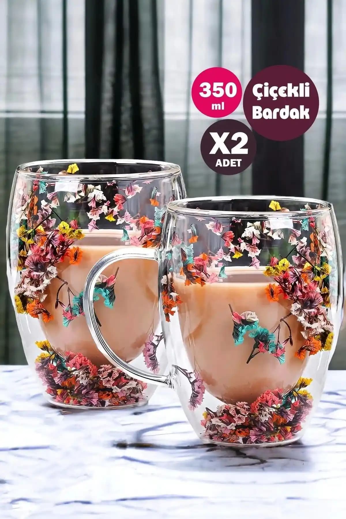 Çift Bardaklar: Modern Tasarım ve Fonksiyonellik Sunan Dekoratif İçecek Kapları