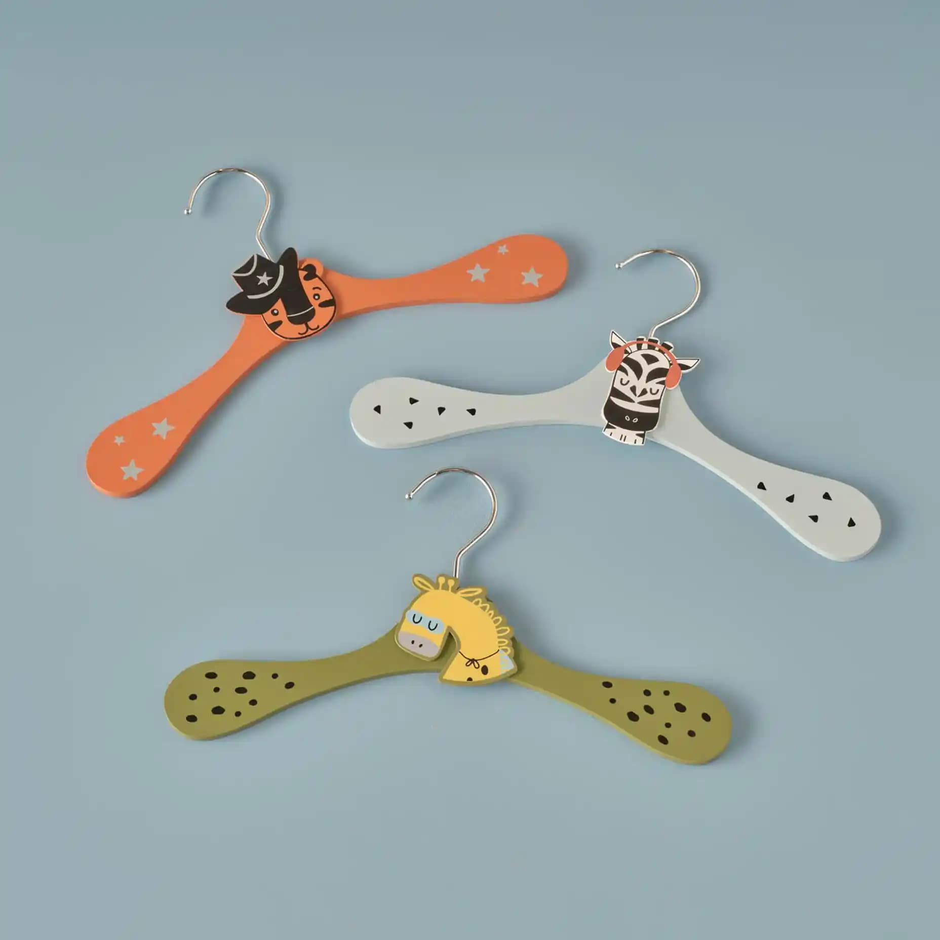 Çocuk Odası Dekorasyonunda Hem Fonksiyon Hem Estetik Sağlayan Askı Çözümleri