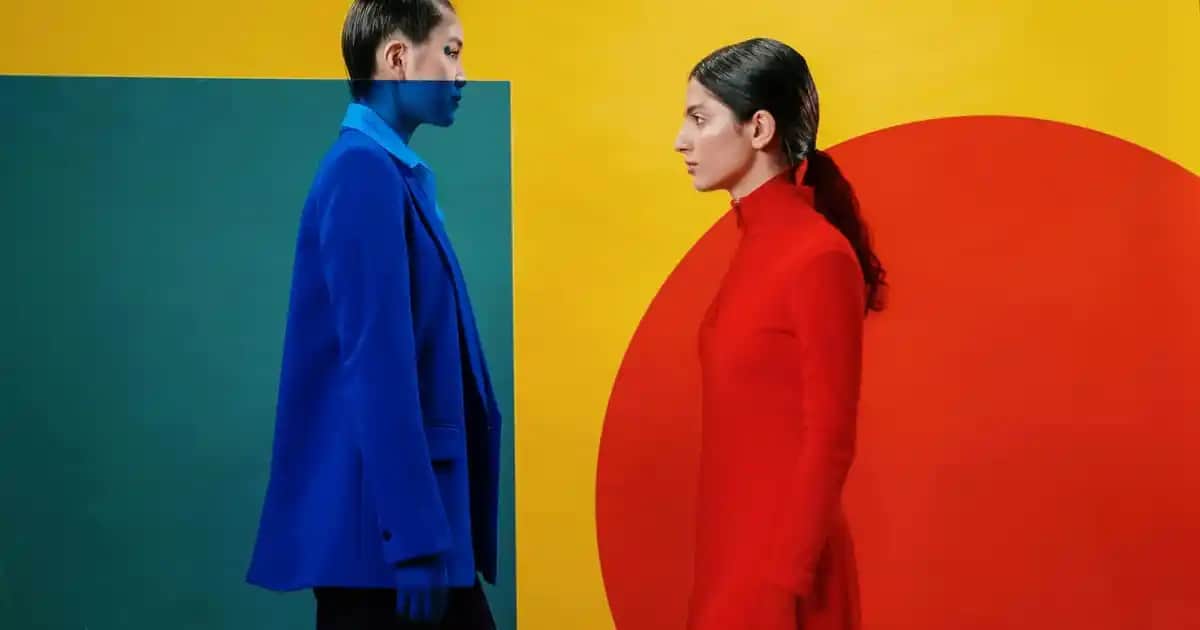 Damat Kahve Tepsisi: Geleneksel Anlamı ve Modern Dekoratif Kullanım İpuçları