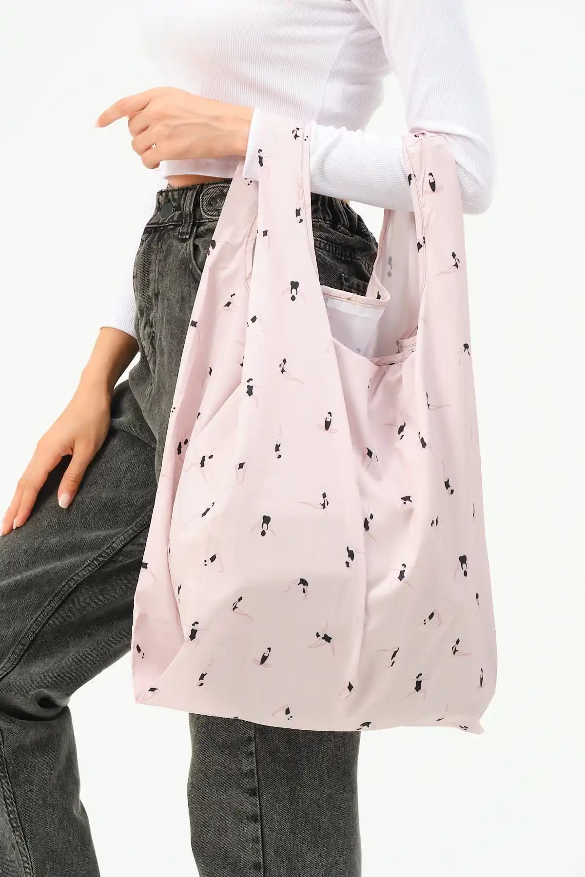 Dekorasyon ve Mobilya İçin Alışveriş Çantalarının Önemi ve Stil Uyumu Rehberi