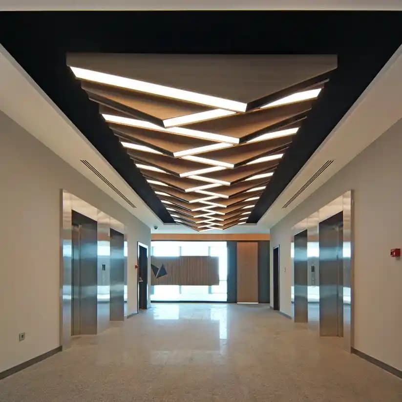 Dekorasyon ve Mobilyada Aydınlatma Sistemlerinin Önemi ve Modern Çözümler