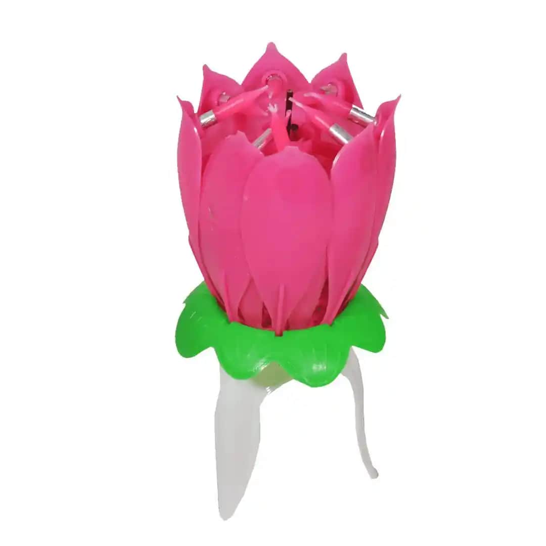 Dekorasyonda Açılan Mumların Rolü ve Farklı Kullanım İpuçları