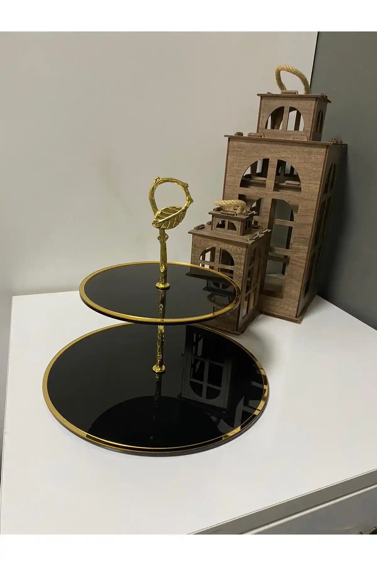 Dekorasyonda Estetik ve İşlevselliğin Birlikte Kullanımı: Kurabiye Standları