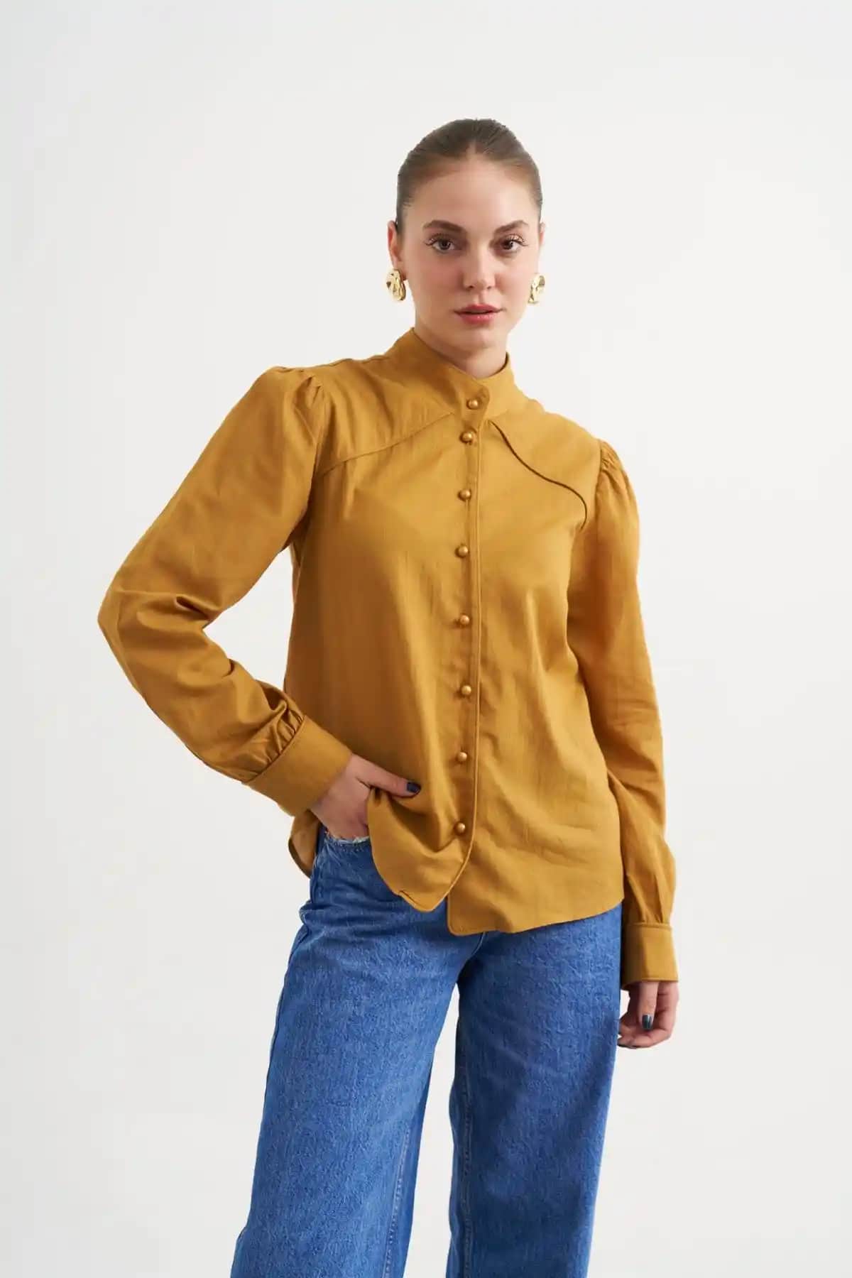 Dekorasyonda Hardal Sarı Renk: Sıcaklık ve Şıklığın Modern ve Retro Buluşması