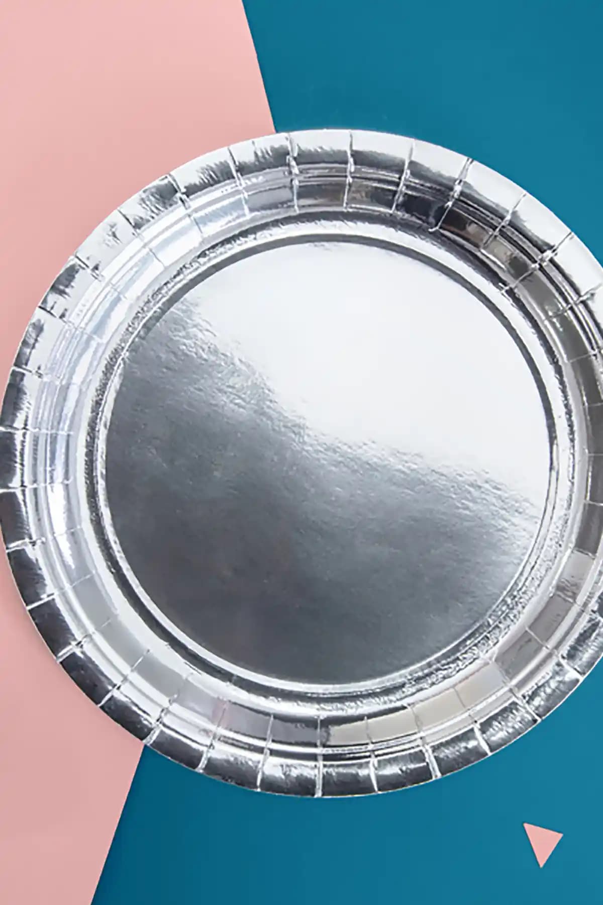 Dekorasyonda Yenilikçi ve Ekonomik Çözümler: Kağıt Tabak Kullanımıyla Şık Dokunuşlar