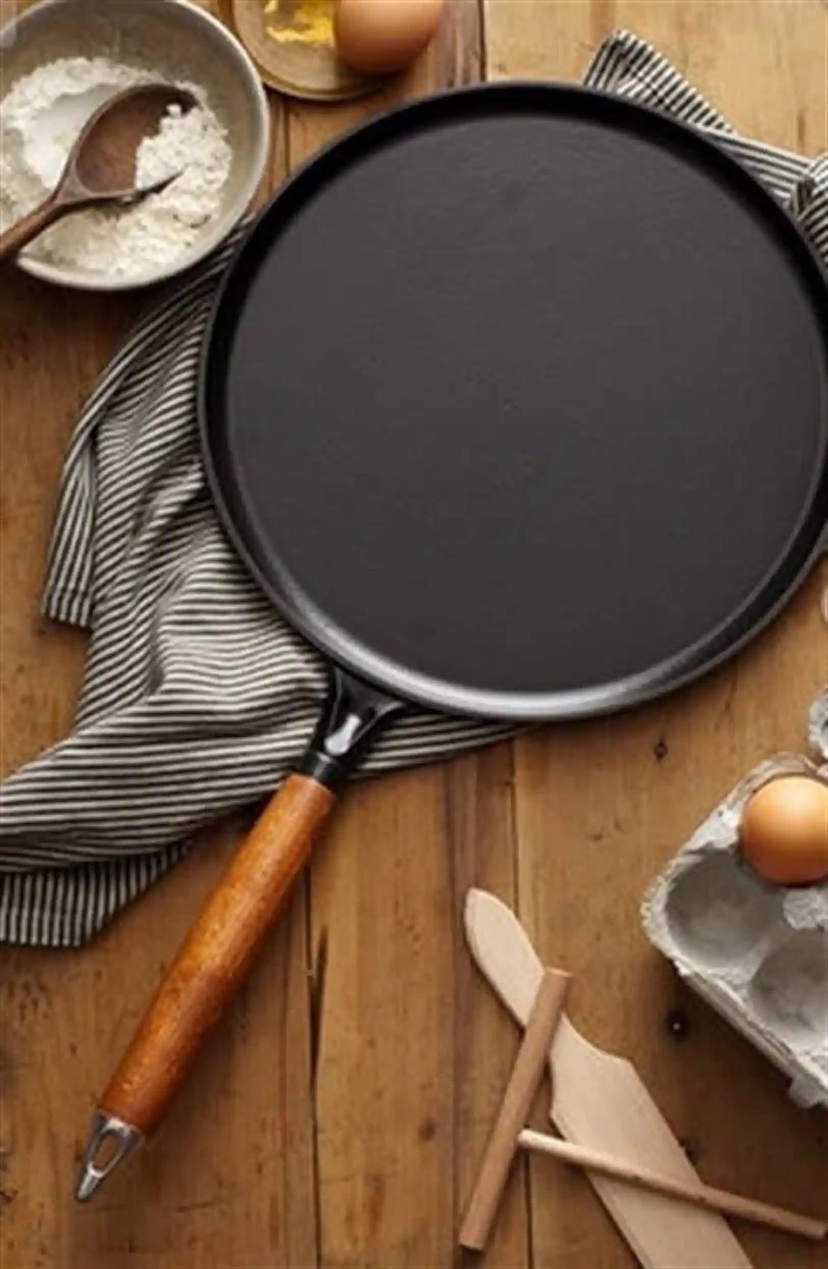 Döküm Krep Tavası: Dayanıklı ve Estetik Mutfak Dekorasyonunda Şık Çözümler